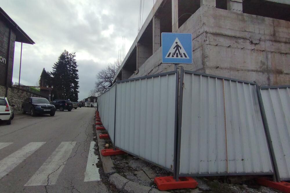 Nepodobna i za vozače i za pješake, Foto: Dragana Šćepanović