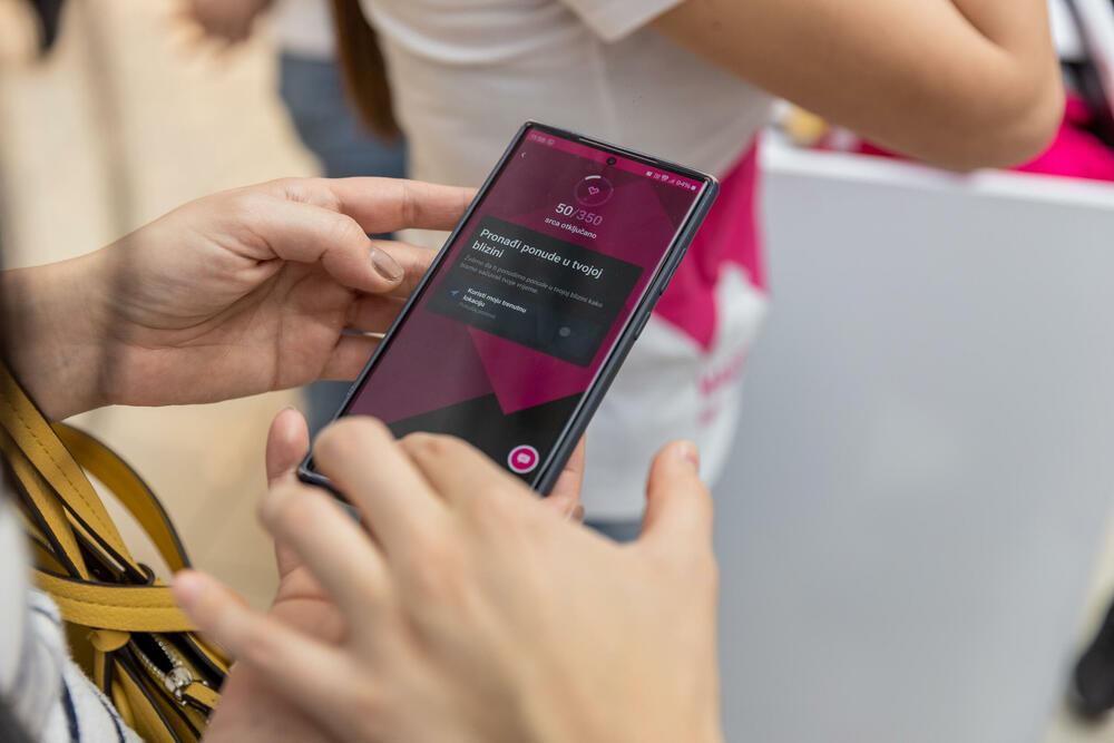 <p>Sa Dojče Telekom partnerskom mrežom, koja uključuje brojne benefite širom Evrope, Magenta Moments predstavlja jedinstven potencijal koji se otvara ekskluzivno za korisnike Crnogorskog Telekoma</p>