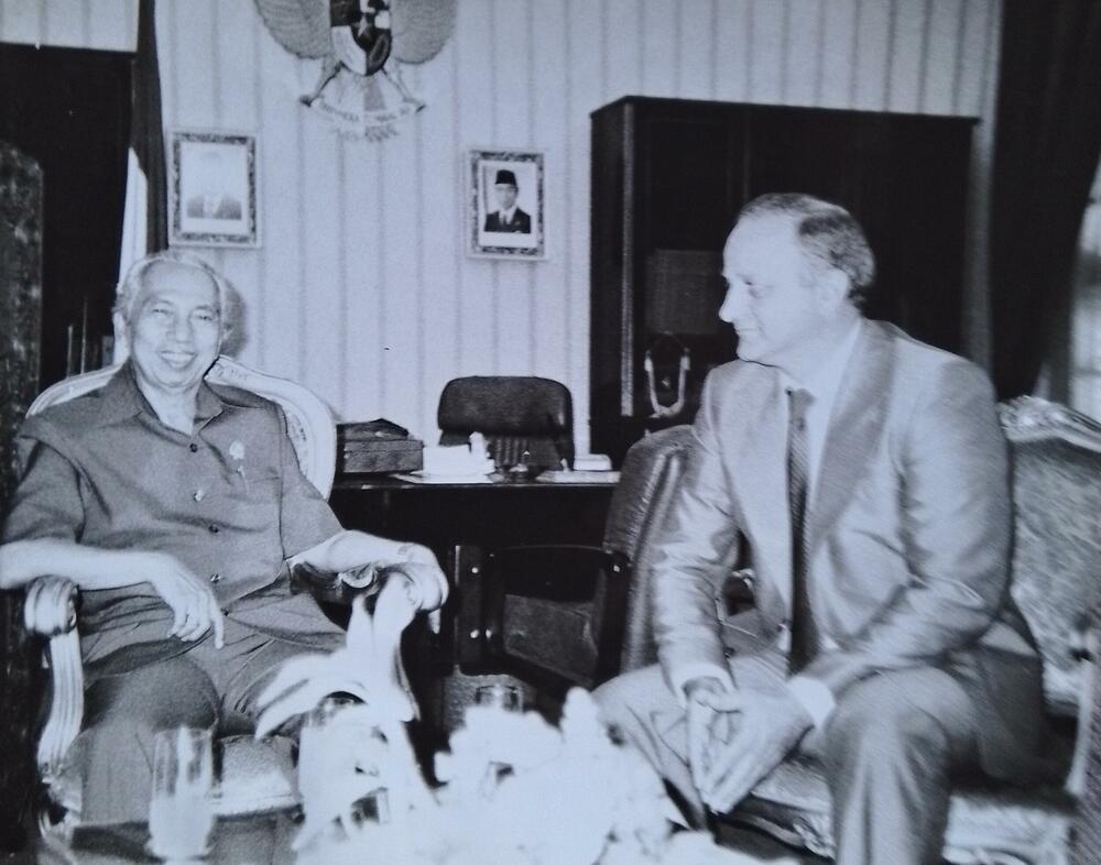 Adam Malik, potpredsjednik Indonezije, u razgovoru sa Slobodanom Vukovićem