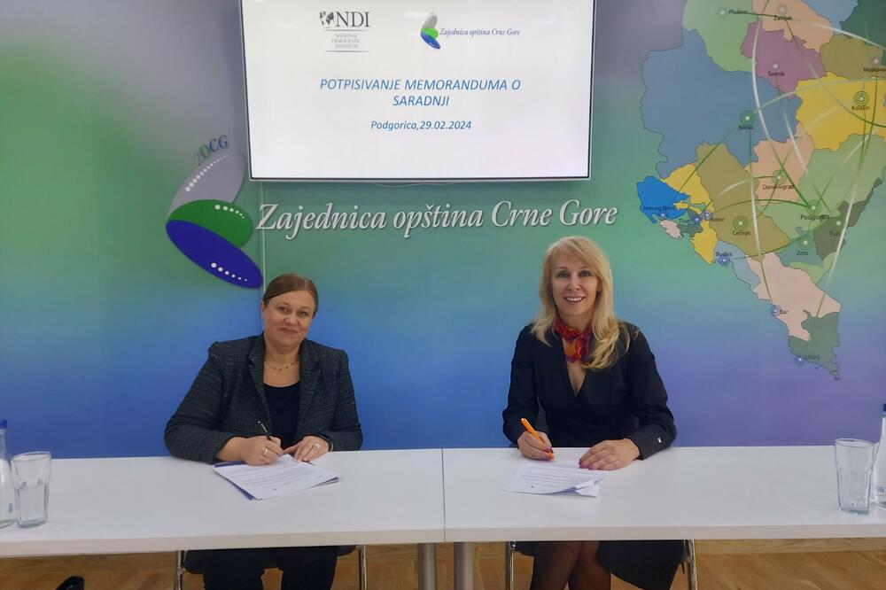 Sa potpisivanja memoranduma, Foto: Zajednica opština Crne Gore