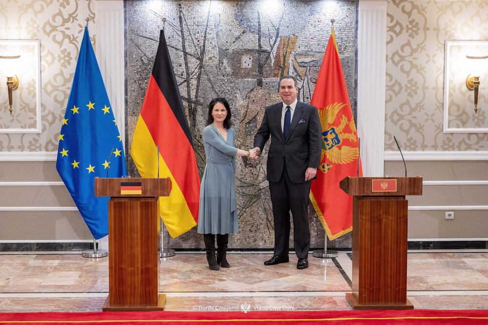 Filip Ivanović, Analena Berbok