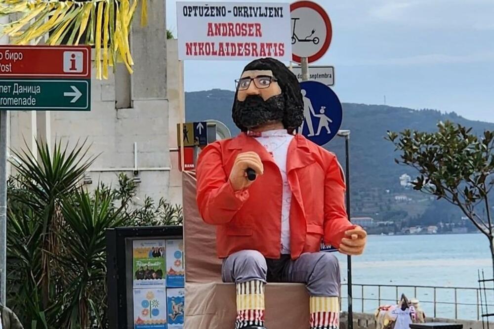 Lutka Andreja Nikolaidisa koja je spaljena na karnevalu u Herceg Novom, Foto: Instagram