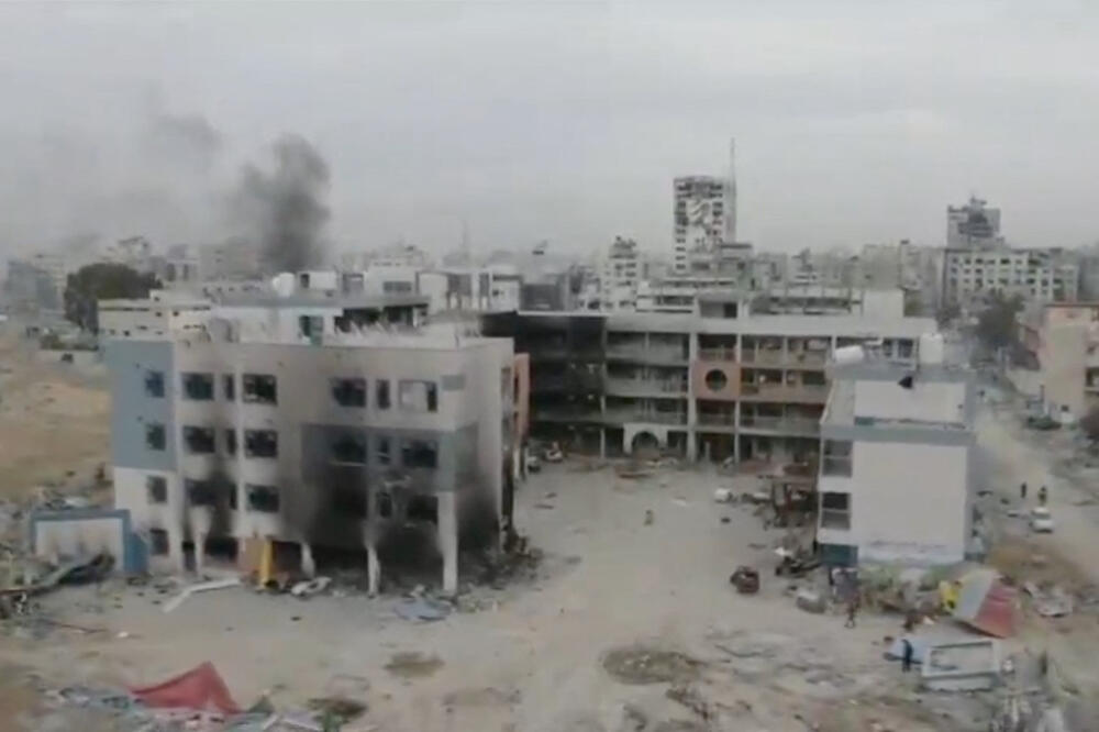 Oštećena UNRWA škola u Gaza sitiju, Foto: Reuters