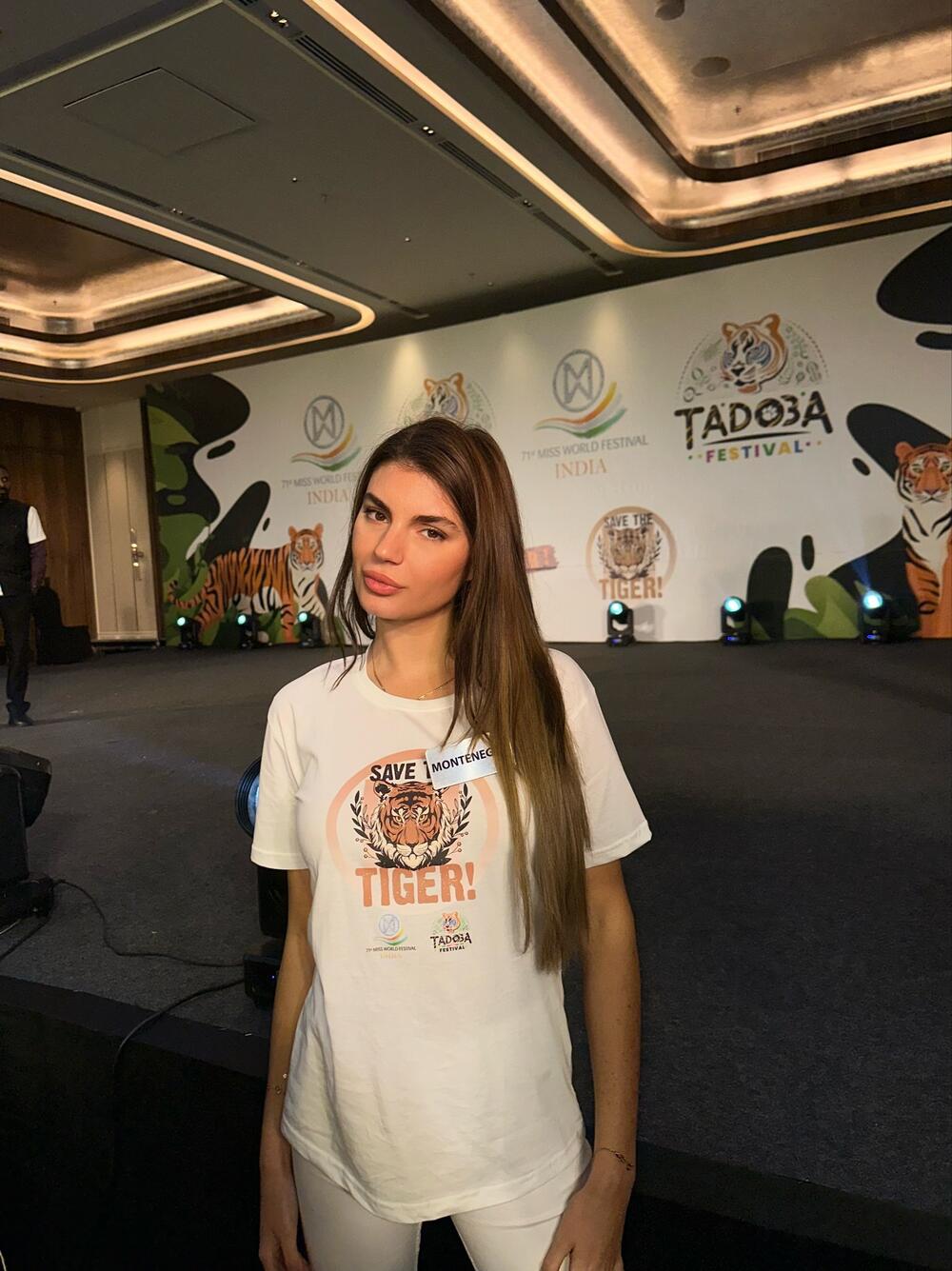 <p>Naša najljepša Crnogorka trenutno se nalazi u Mumbaiu gdje su misicama priredili doček iz bajke, te tvrdi kako se finale takmičenja bliži da je i napetost među kandidatkinjama veća</p>