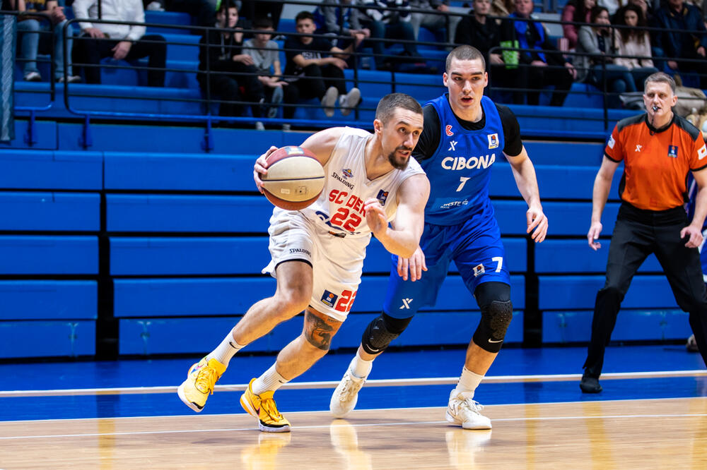 Igor Drobnjak na utakmici u Zagrebu, Foto: Cibona/Ivana Dergez