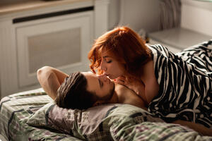 Pet razloga: Zašto žene rijetko iniciraju seks?