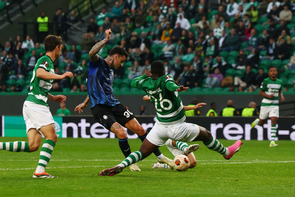 Skamaka pogađa za 1:1, Foto: Reuters