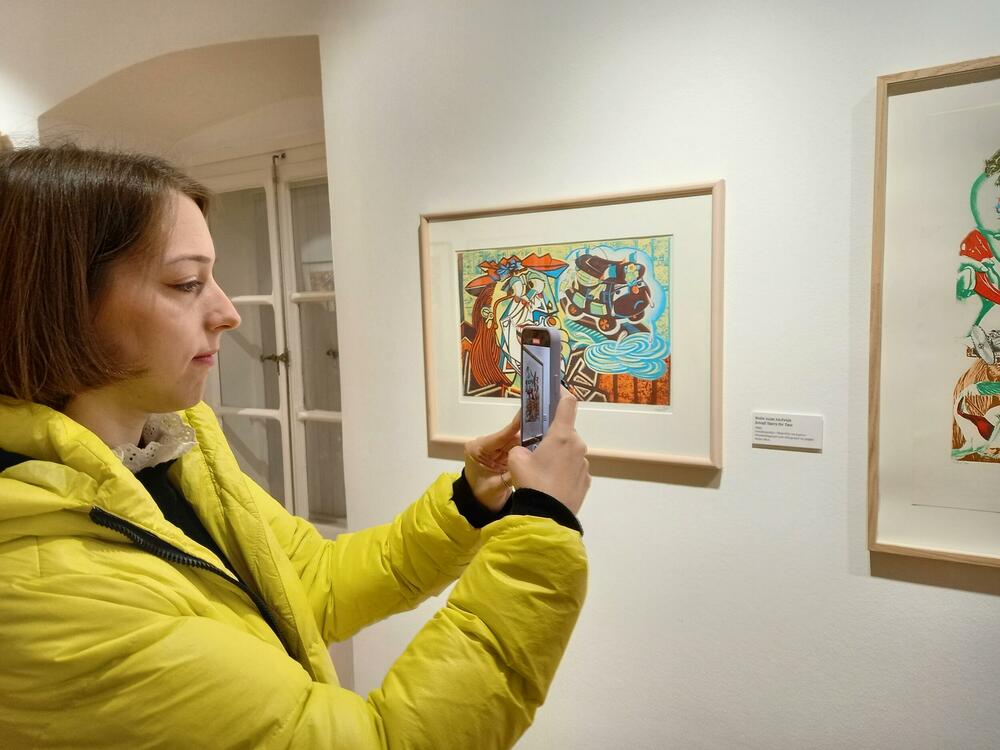 <p>Izložba koja donosi presjek stvaralaštva velikog umjetnika sa Islanda Erróa otvorena je u utorak veče u Podgorici, u saradnji MSUCG i Muzeja umjetnosti iz Rejkjavika</p>