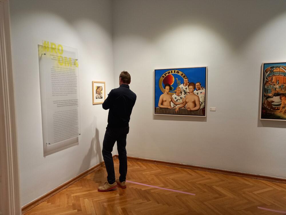 <p>Izložba koja donosi presjek stvaralaštva velikog umjetnika sa Islanda Erróa otvorena je u utorak veče u Podgorici, u saradnji MSUCG i Muzeja umjetnosti iz Rejkjavika</p>