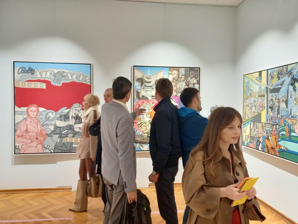 <p>Izložba koja donosi presjek stvaralaštva velikog umjetnika sa Islanda Erróa otvorena je u utorak veče u Podgorici, u saradnji MSUCG i Muzeja umjetnosti iz Rejkjavika</p>