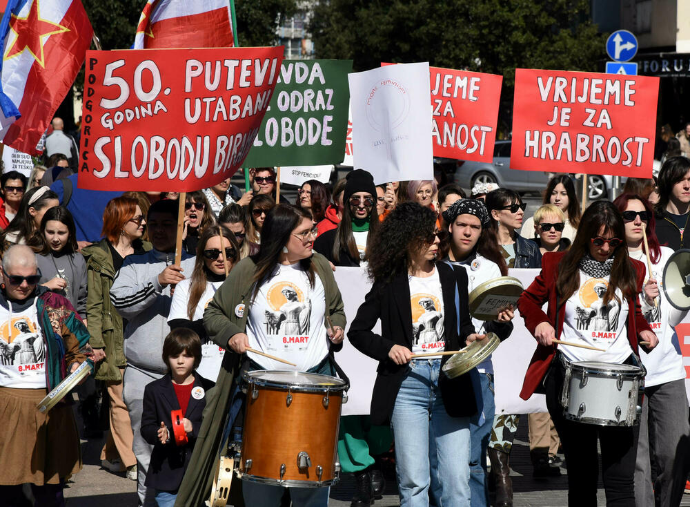 <p>Danas je u Podgorici održan Osmomartovski marš pod sloganom "Vrijeme je za pravdu"</p>