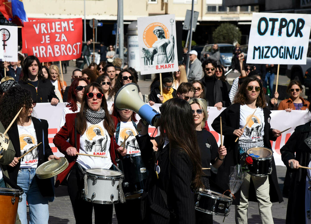 <p>Danas je u Podgorici održan Osmomartovski marš pod sloganom "Vrijeme je za pravdu"</p>