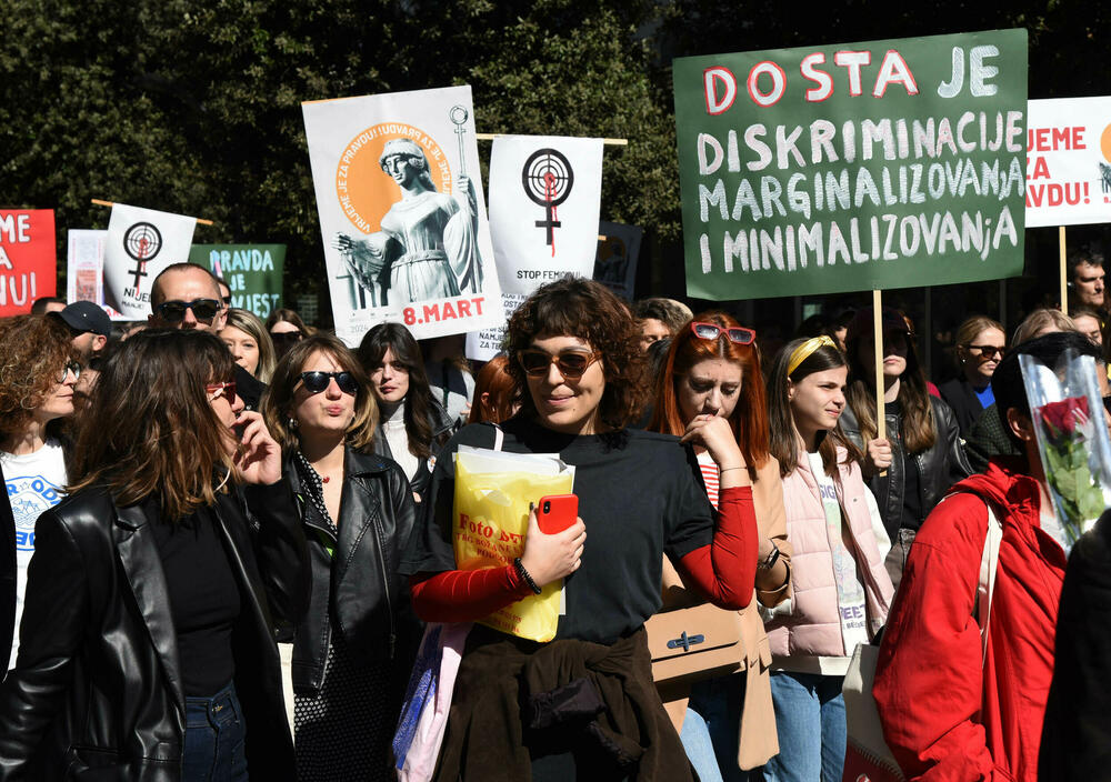 <p>Danas je u Podgorici održan Osmomartovski marš pod sloganom "Vrijeme je za pravdu"</p>