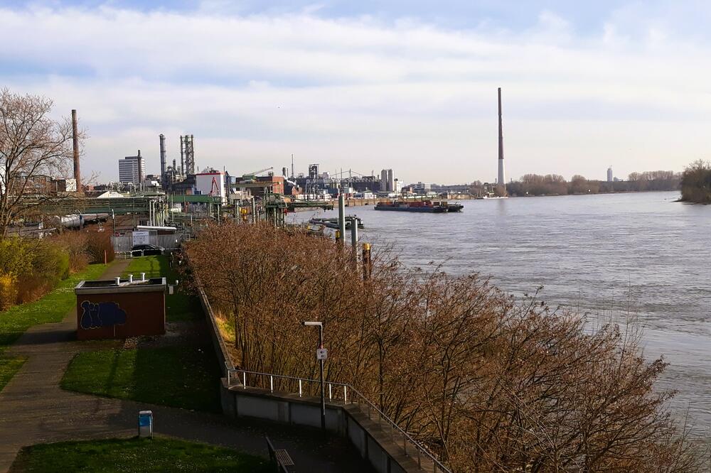 Leverkusen: the banks of the Rhine and the "Chemical Park", Photo: D. Dedović