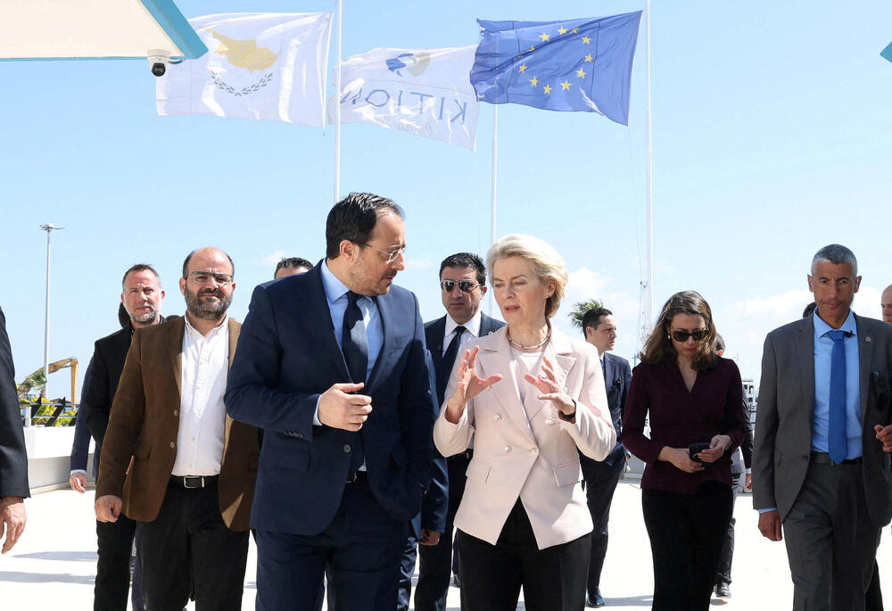 Predsjednik Kipra Nikos Hristodulides i Ursula fon der Lajen juče u Larnaki