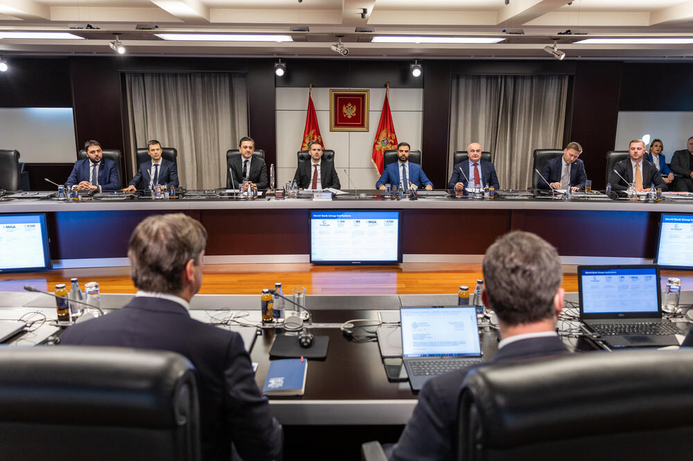 Ograničen pristup novcu problem privrede: Sa sjednice Vlade, Foto: Vlada Crne Gore