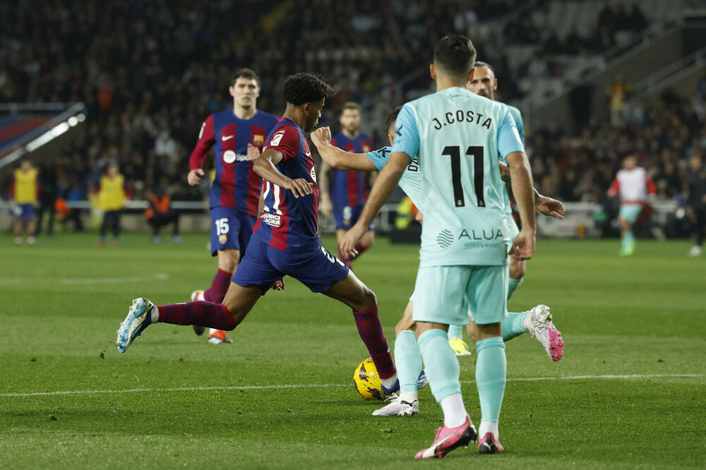 I golovi, driblinzi i asistencije, Jamal je tinejdžer koji pravi razliku na terenu, Foto: Reuters