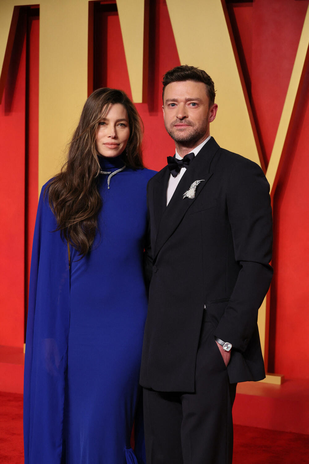 <p>Dodjelom Oskara u Los Anđelesu sinoć je završena sezona dodjele filmskih nagrada.</p>  <p>Film "Openhajmer" Kristofera Nolana osvojio je sedam Oskara, a nagrada za najbolji scenario otišla je filmu "Anatomija pada".</p>  <p>Film o tvorcu atomske bombe Robertu Openhajmeru koji je dobio odlične kritike i dobio najviše, 13 nominacija za Oskara, osvojio je sedam nagrada, među kojima za najbolju film, najbolju režiju, najboljeg glumca i najbolju sporednu mušku ulogu.<br /> </p>