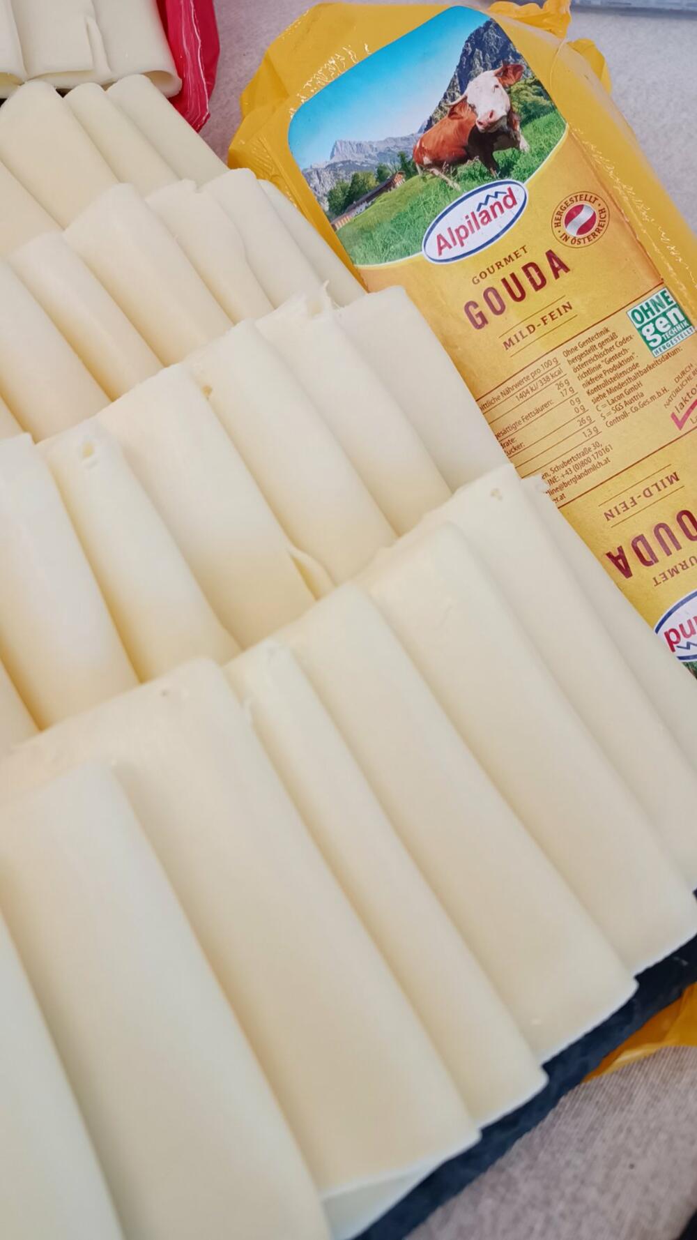 <p>Kompanija ''Panvel'', jedan od lidera u potpuno novom konceptu trgovine na našem tržištu ''Foodservice'' nudi savremen pristup snabdijevanju hotelskih, ugostiteljskih kao i svih objekata koji posluju po principu HoReCe.</p>