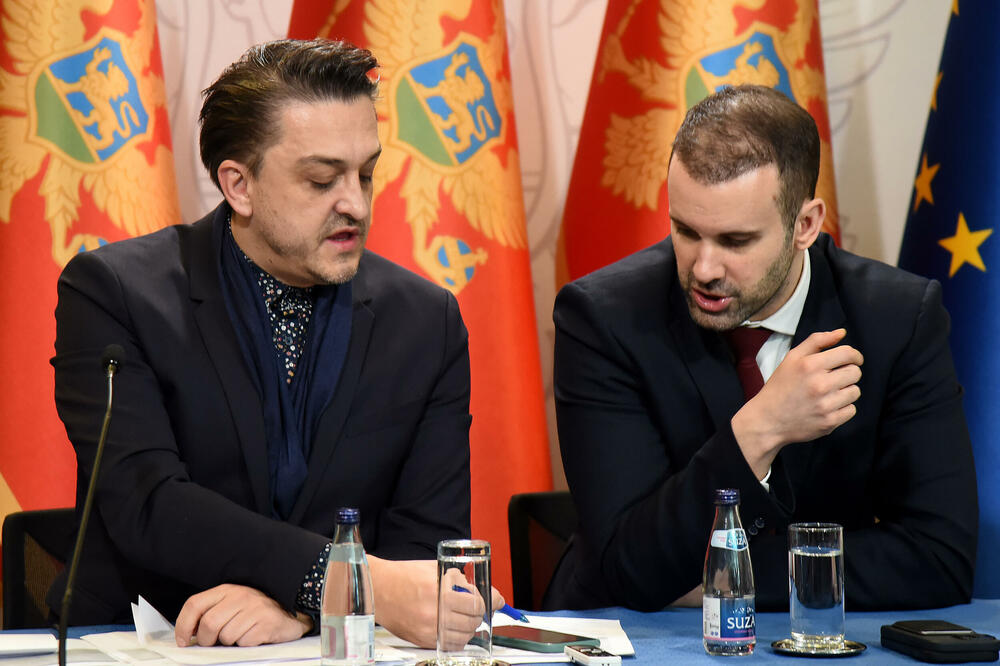 Tvrdio da su rezultati u januaru sjajni: Sa konferencije premijera i ministra finansija, Foto: Luka Zekovic