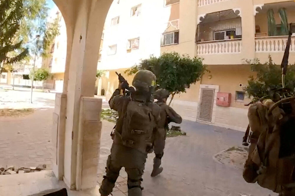 Izraelski vojnici u Gazi, Foto: Reuters