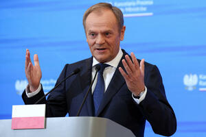 Tusk warns that the world is in a pre-war state and asks for guarantees...