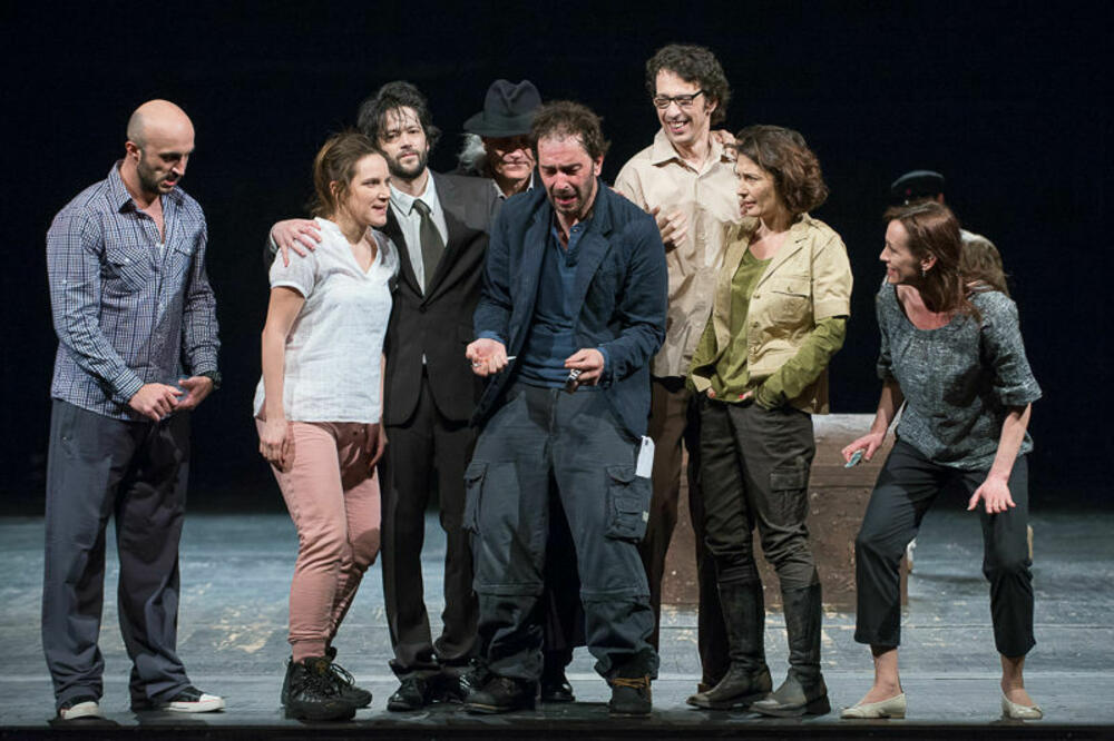 Scena iz predstave, Foto: Duško Miljanić