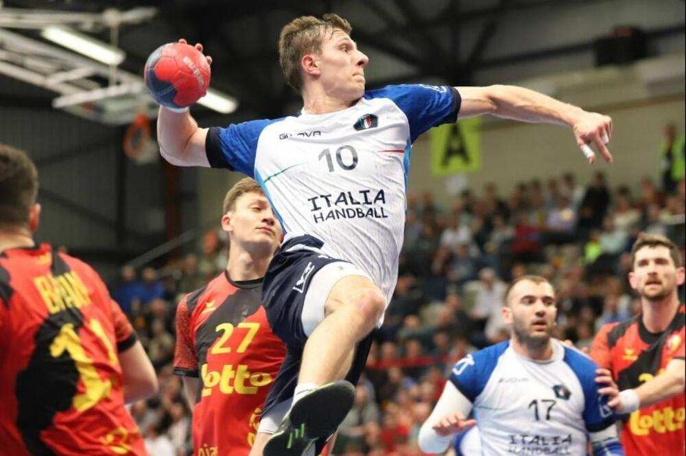 Desetka Italije Marko Menjon na meču sa Belgijom, Foto: FIGH - Federazione Italiana Giuoco Handball (Facebook)