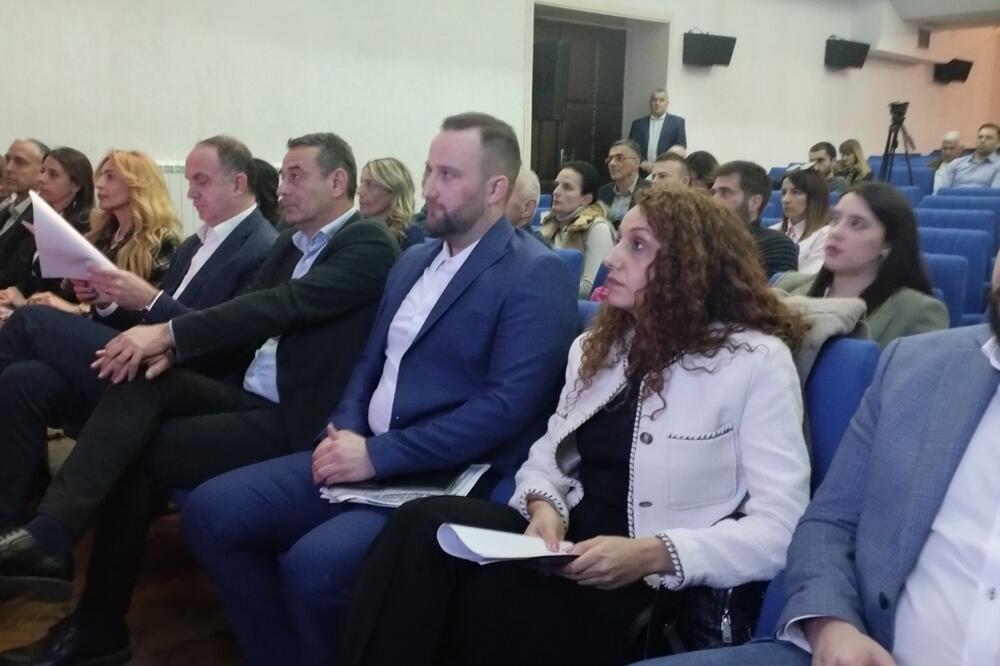 Sa sjednice, Foto: Privatna arhiva