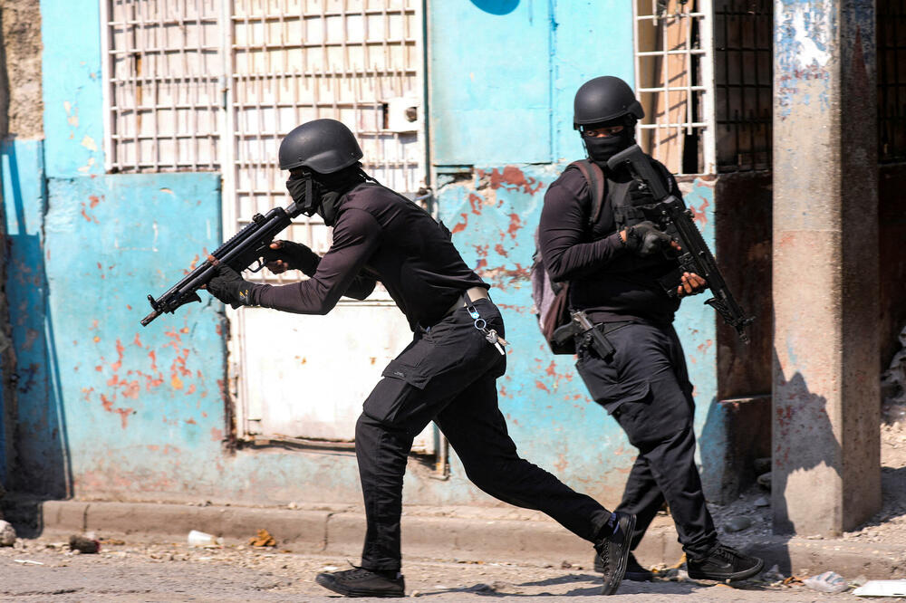 Members of the Haitian police in action yesterday, Photo: Reuters