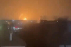 Ukrajina pokrenula napade dronovima dok Rusi izlaze na izbore