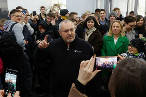 The third day of the presidential elections in Russia: "Noon against Putin",...