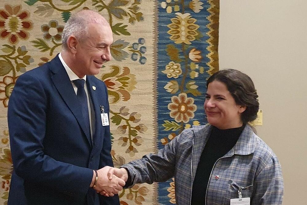 Đeka i Orelana, Foto: Ministarstvo ljudskih i manjinskih prava