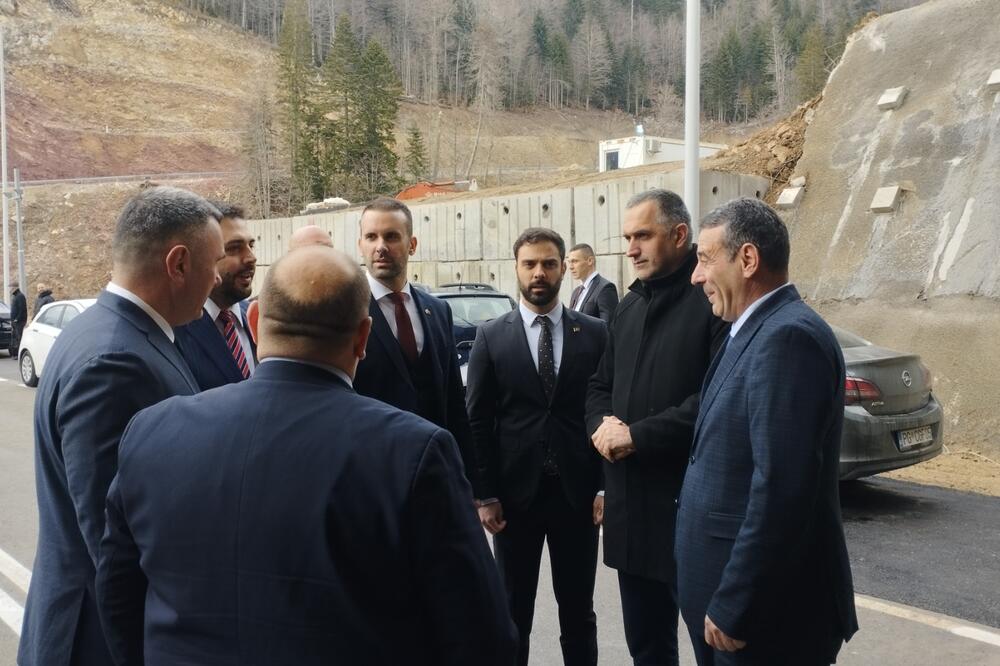 Spajić na otvaranju puta Jezerine - Lubnice, Foto: Dragana Šćepanović