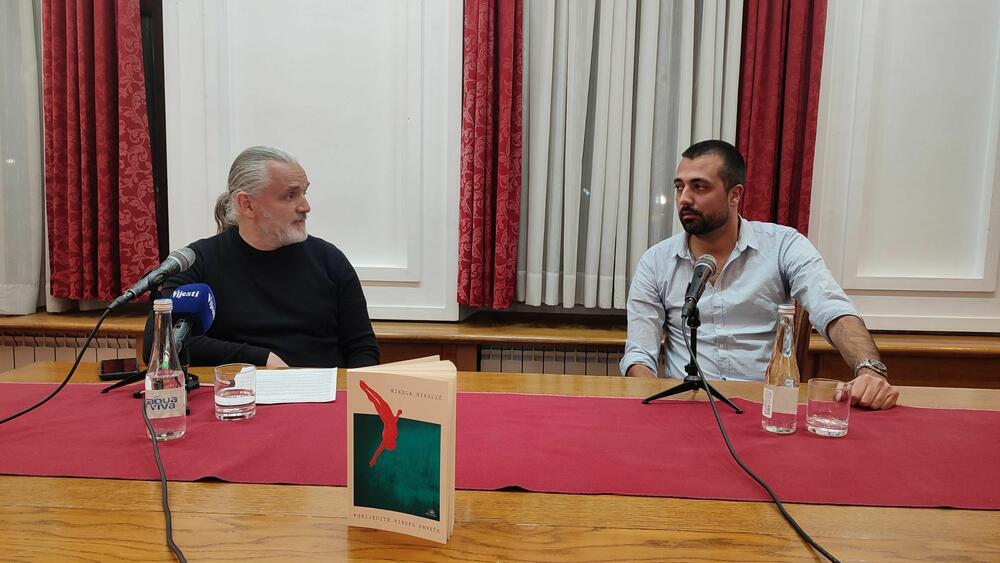 Sa promocije u Nikšiću