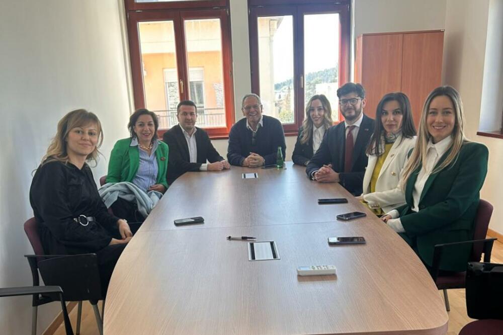 Foto: Twitter/CarapicVasilije