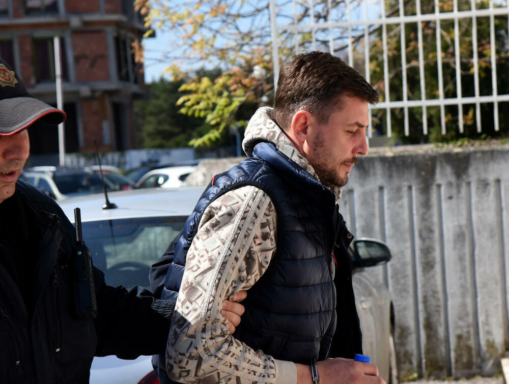 <p>Podnijete krivične prijave protiv pet osoba zbog sumnje da su učinili krivično djelo stvaranje kriminalne organizacije radi izvršenja ubistva</p>