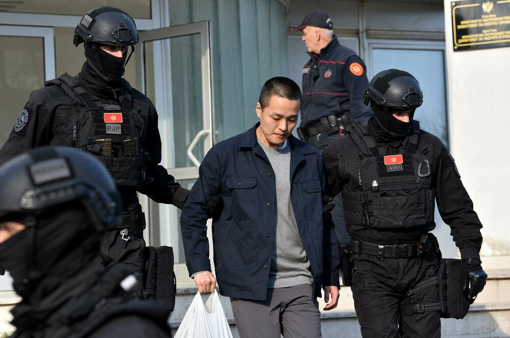 The prison sentence of the so-called "cryptocurrency king" expired today, and yesterday the court announced that his travel documents would be confiscated, so that he would not be able to leave Montenegro.
