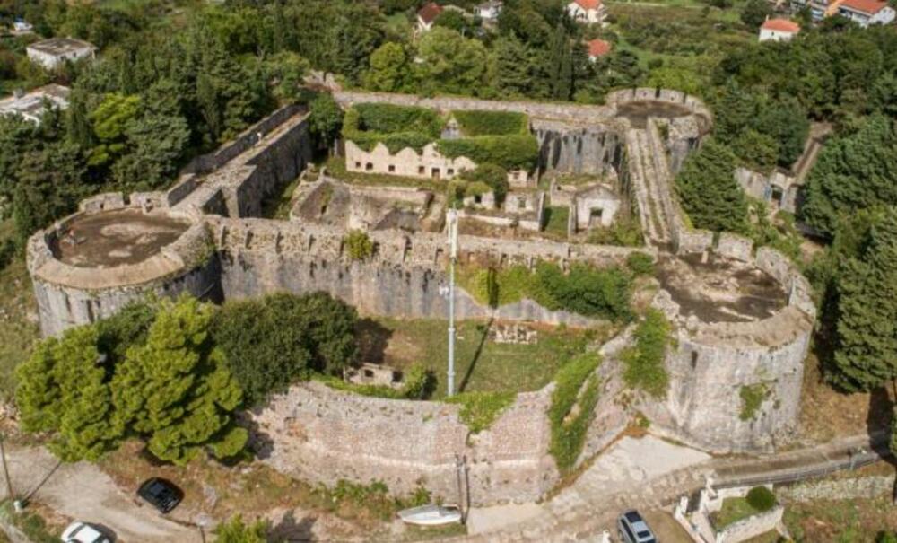 The revitalization of the Herzegovinian fortress will cost around four million euros, of which 1,5 million will be provided from the EU program...