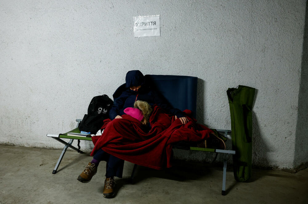 <p>"Vazduhoplovstvo Ukrajine uništilo je 18 od 29 raketa koje je lansirala Rusija i 25 od 28 dronova", saopštile su ukrajinske vazduhoplovne snage u aplikaciji za razmjenu poruka Telegram</p>