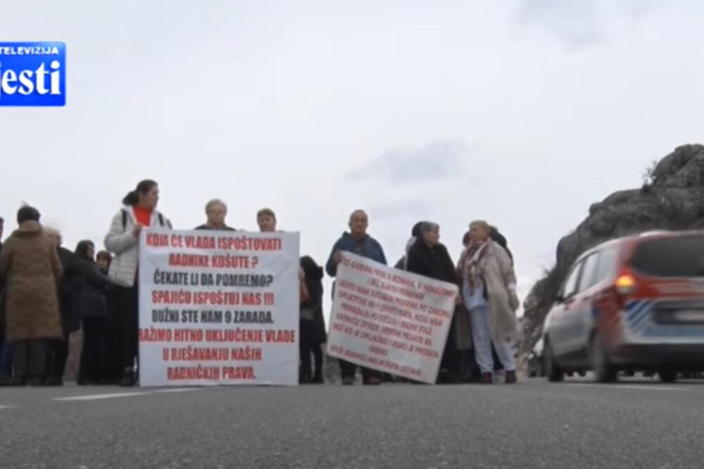 Jedna od ranijih blokada puta radnika “Košute”, Foto: Televizija Vijesti