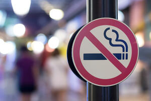 In which countries is smoking prohibited by law and does it give...