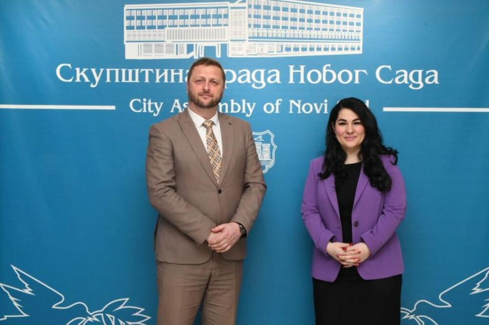 Marković i Jelena Marinković Radomirović, Foto: Opština Tivat