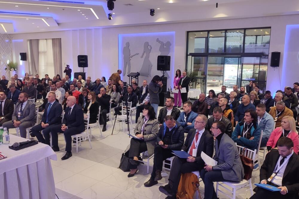 Sa foruma, Foto: Svetlana Mandić