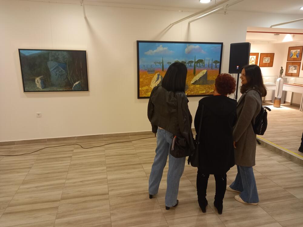 Sa izložbe Milijane Vujović u Pljevljima