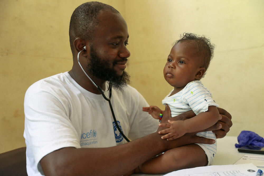 <p>Visoki komesar UN za ljudska prava, Folker Tirkje, u izvještaju napisao da su korupcija, nekažnjivost i loša vladavina narušili vladavinu prava na Haitiju i doveli državne institucije na ivicu raspada</p>