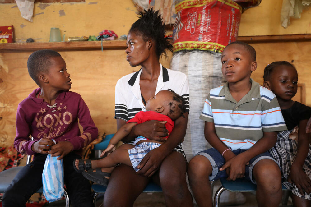 <p>Visoki komesar UN za ljudska prava, Folker Tirkje, u izvještaju napisao da su korupcija, nekažnjivost i loša vladavina narušili vladavinu prava na Haitiju i doveli državne institucije na ivicu raspada</p>