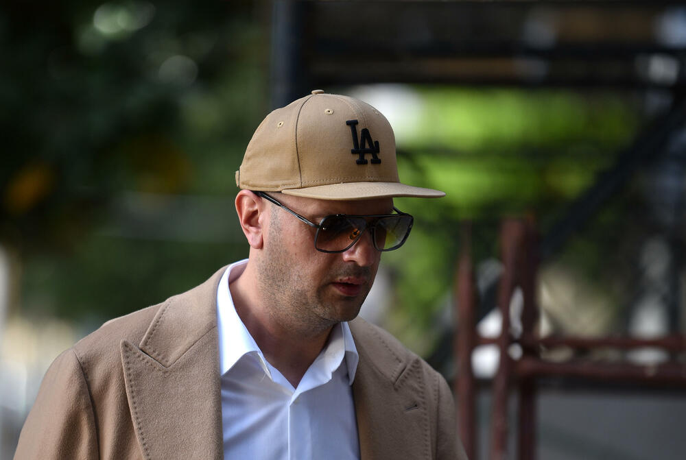 <p>Advokatica Dina Šabotić je izjavila "Vijestima" da će uložiti žalbu jer smatra da se nisu stekli uslovi za suđenje u odsustvu</p>