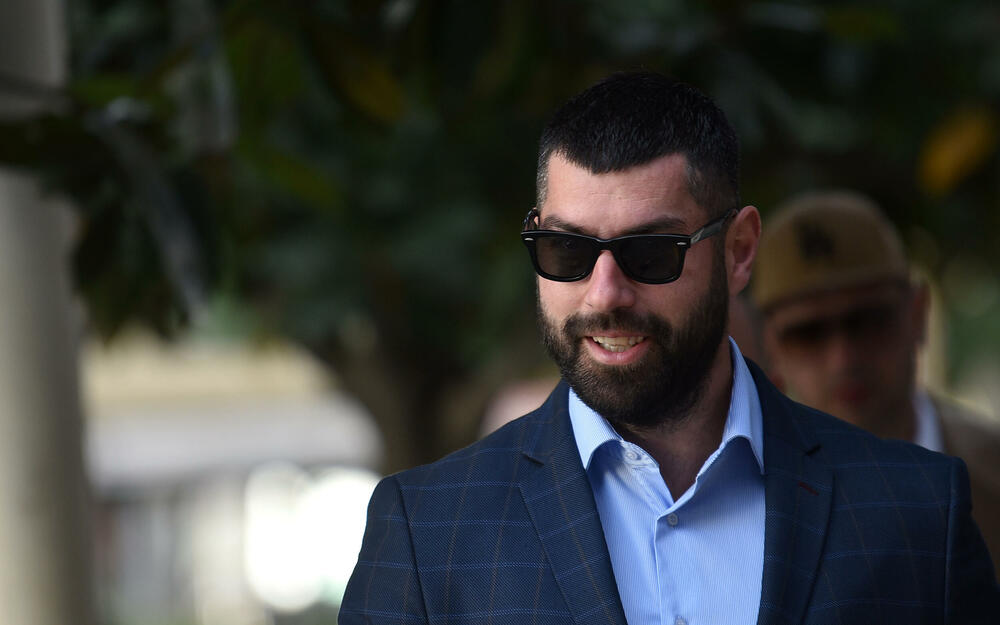 <p>Advokatica Dina Šabotić je izjavila "Vijestima" da će uložiti žalbu jer smatra da se nisu stekli uslovi za suđenje u odsustvu</p>