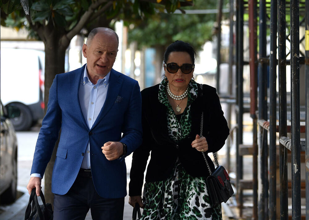 <p>Advokatica Dina Šabotić je izjavila "Vijestima" da će uložiti žalbu jer smatra da se nisu stekli uslovi za suđenje u odsustvu</p>